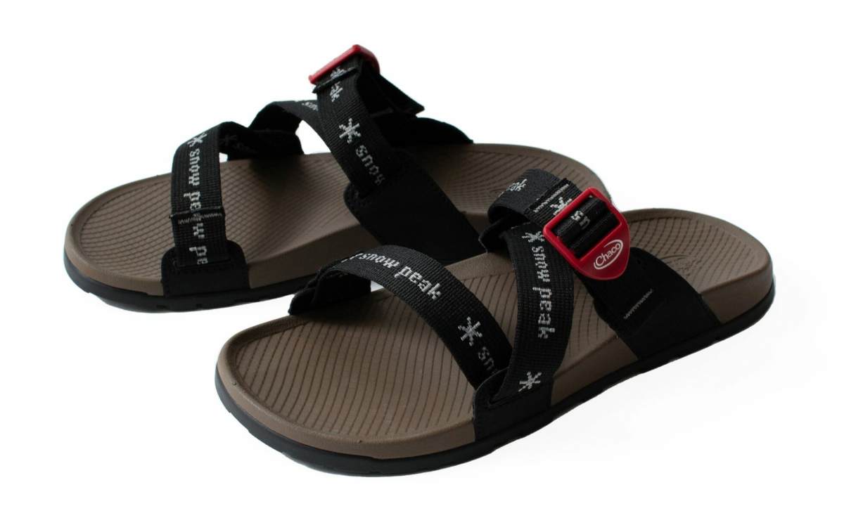 Snow Peak 携户外鞋履品牌 Chacos 推出限量鞋款