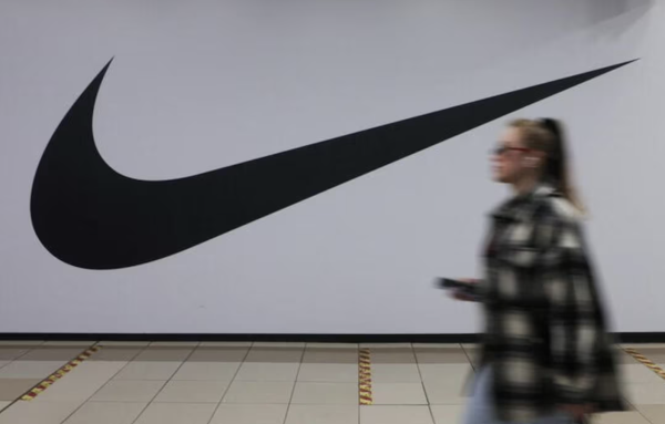 耐克决定起诉,Nike 起诉 BAPE® 侵权案正式和解