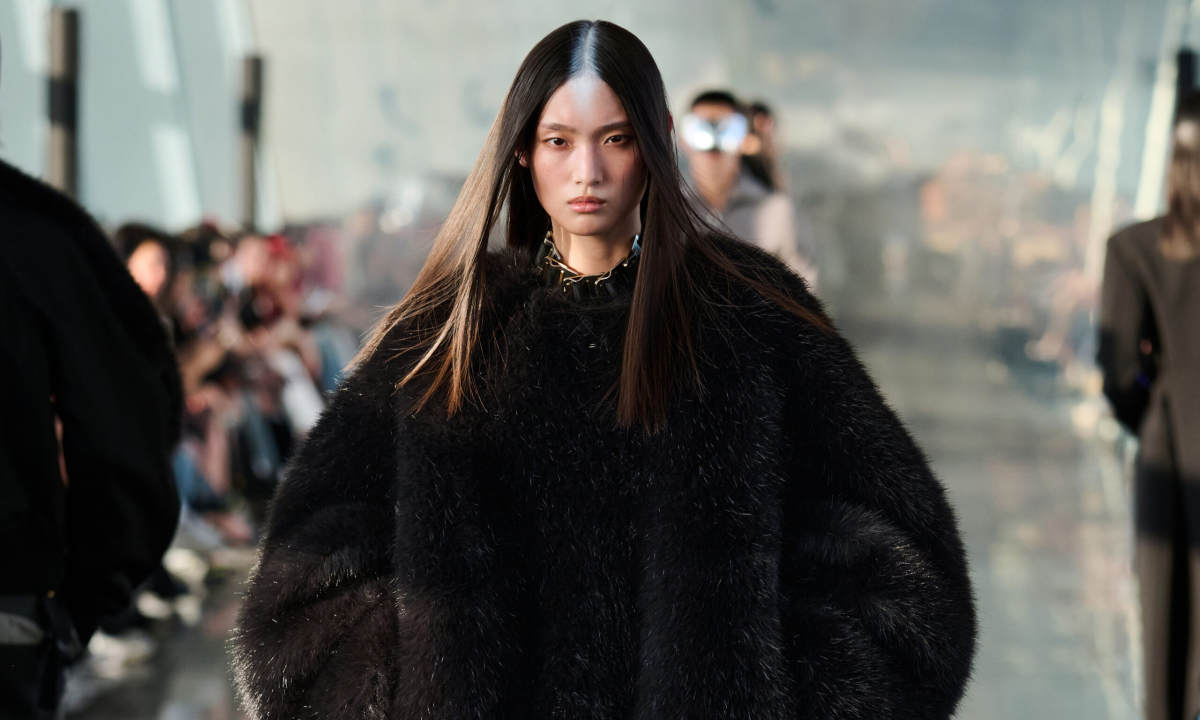DION LEE 正式申请破产