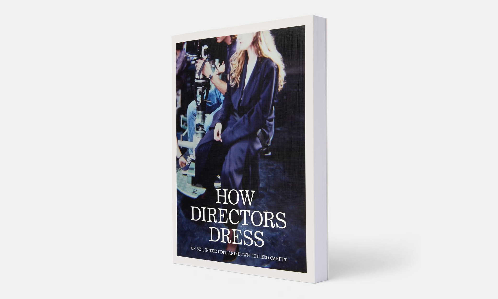 A24 推出新书《How Directors Dress》