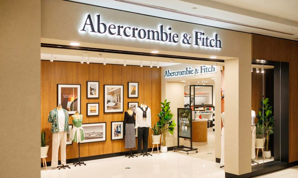 Abercrombie & Fitch 集团双品牌概念店盛大同启上海来福士