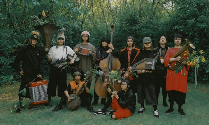 落日飞车与 Hyukoh 合作专辑即将释出
