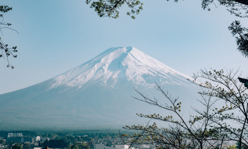 日本富士山实施收费制度，每人 2,000 日元