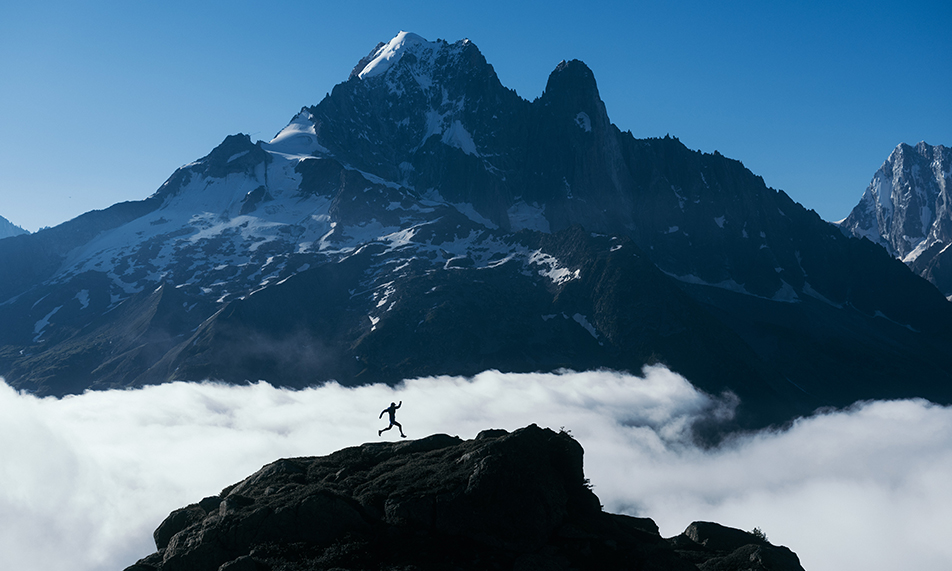 The North Face 推出全新 Summit Run IKB  巅峰越野跑系列