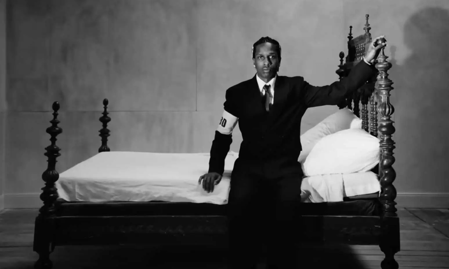 A$AP Rocky 发布《HIGHJACK》MV