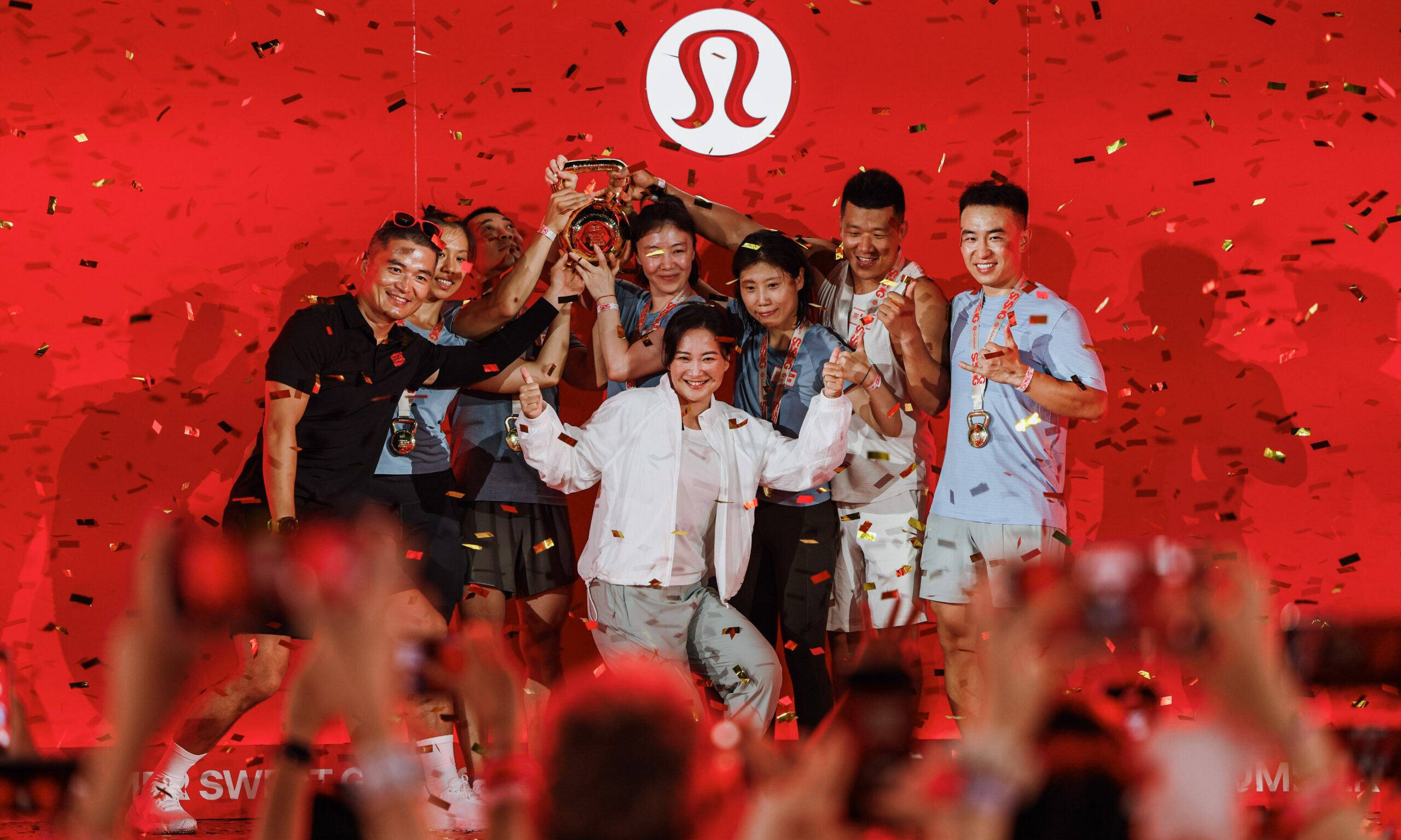 lululemon 品牌大使贾玲惊喜现身「夏日乐挑战」全国总决赛