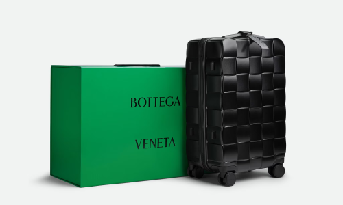 标志性 Intreccio 编织图案，BOTTEGA VENETA 推出 Odyssey 行李箱