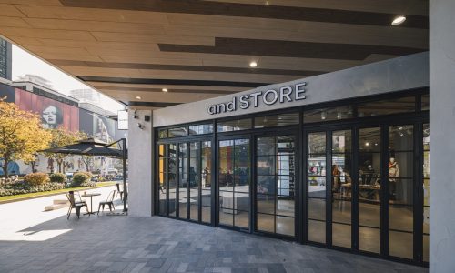 and STORE 上海旗舰店盛大开业