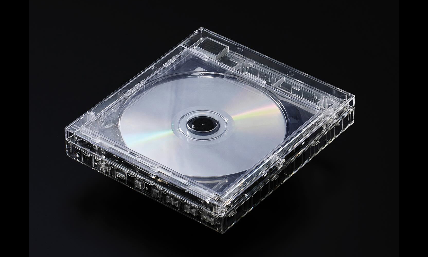 BEAMS 携手日本音频品牌 km5 推出 Instant Disk CP1 CD 播放器