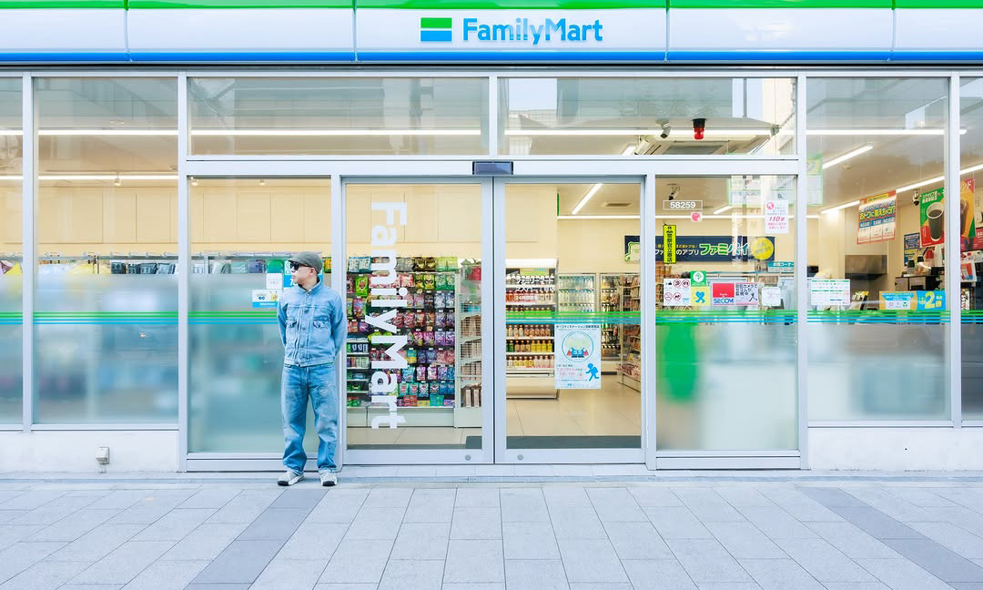 NIGO® 上任 FamilyMart（全家）创意总监