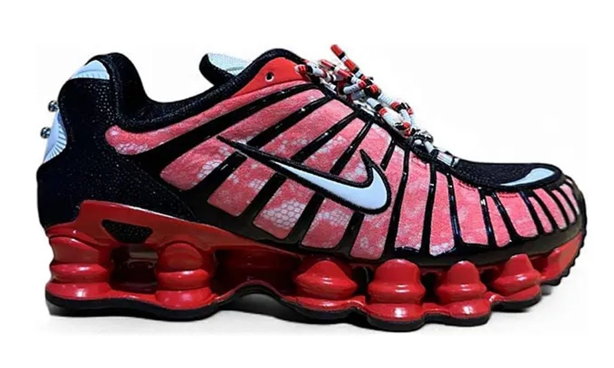 Riccardo Tisci x Nike Shox TL 最新合作系列即将发布