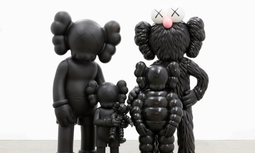 KAWS 大型展览《KAWS: FAMILY》登陆水晶桥美国艺术博物馆