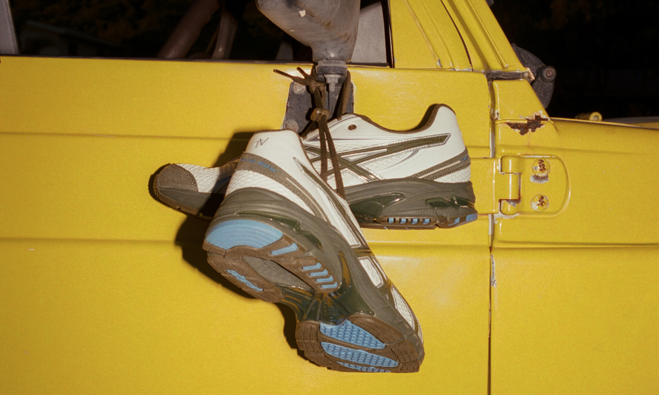 ASICS x Temptation Vacation 全新合作鞋款释出