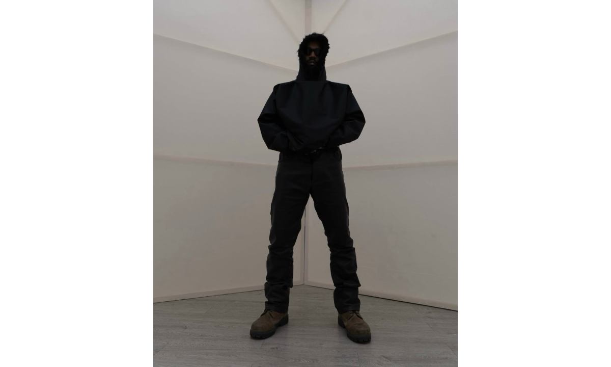 Ye 公布 YEEZY SEASON 10 预览