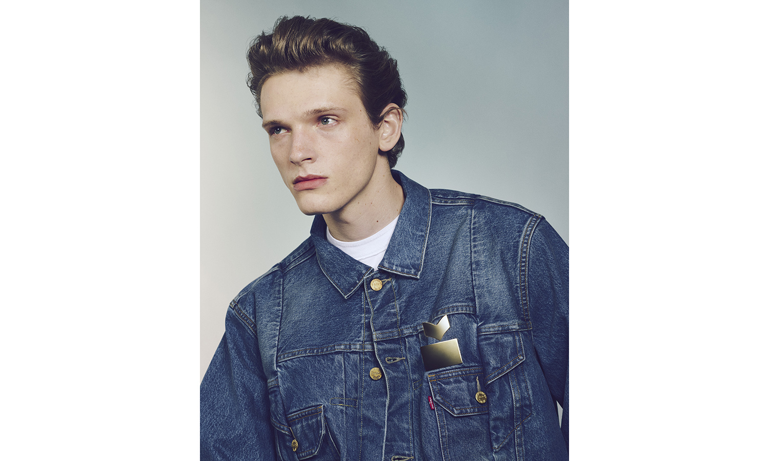 Levi’s 携手 sacai 重塑经典丹宁打造全新联名系列