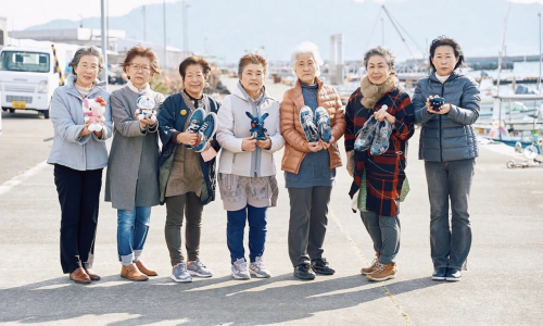 奶奶们的针线活，「绣」出了日本 BORO 潮流新画卷