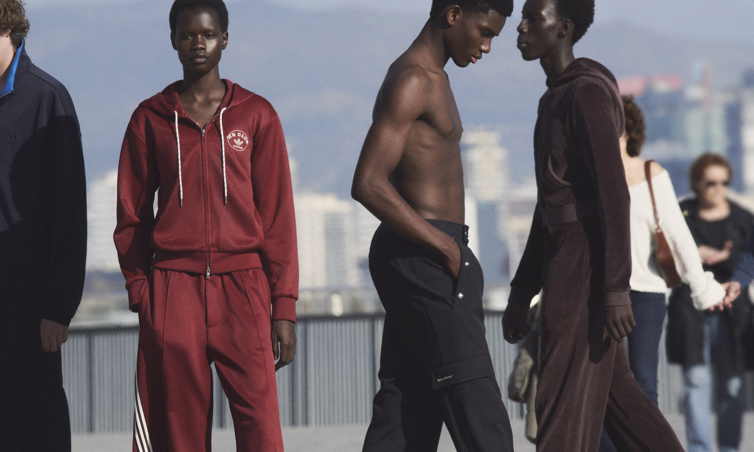 adidas Originals 与 Wales Bonner 合作呈献 2025 春夏系列