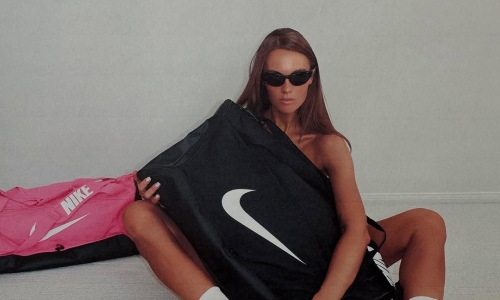 抢先预览 Veneda Carter x Nike 合作系列