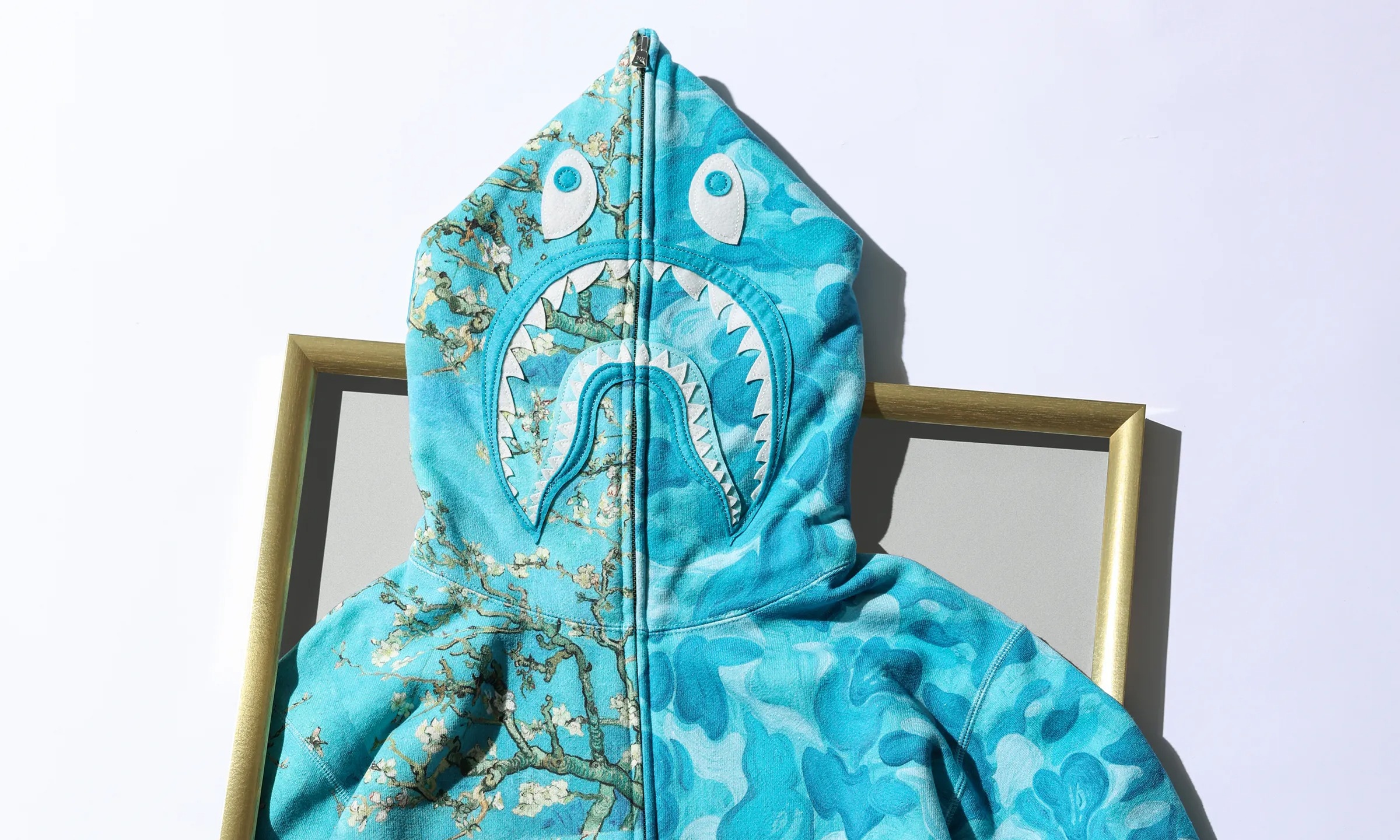 BAPE® 携手梵高美术馆推出胶囊系列