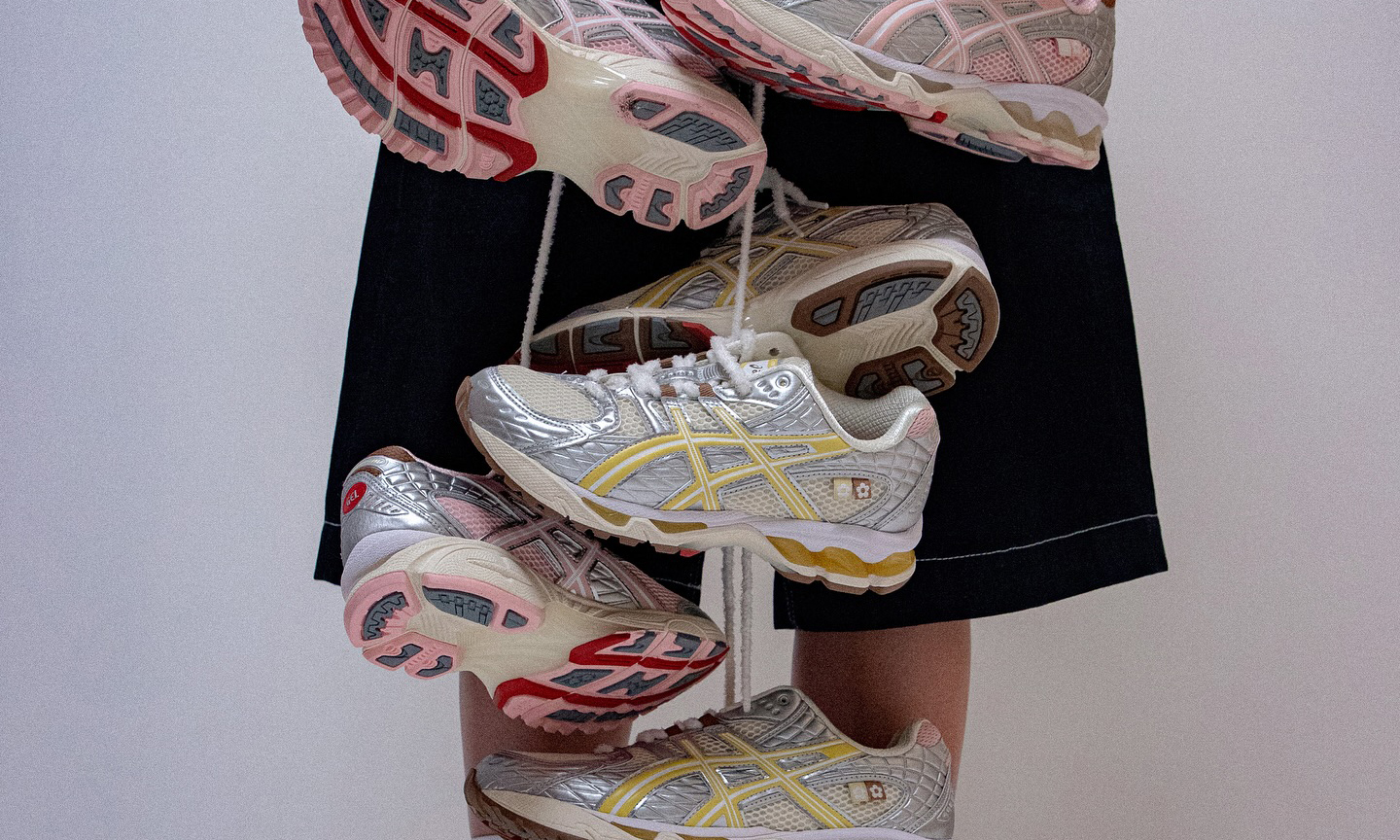 VANDY THE PINK 与 atmos 合作推出 ASICS GEL-NIMBUS 10.1 限定联名鞋款