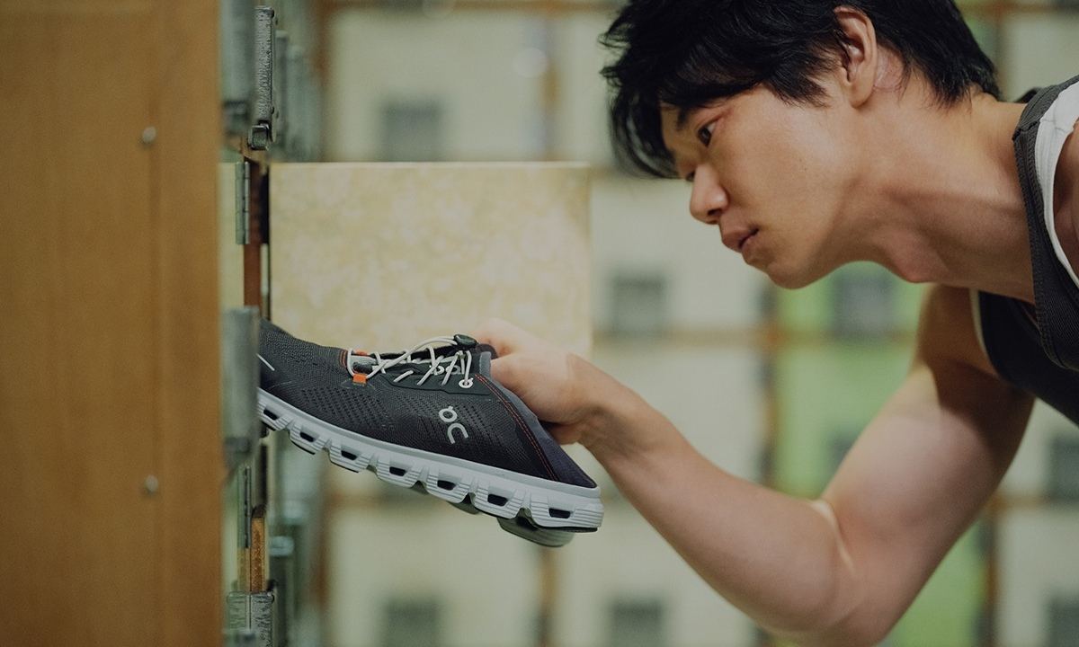 On 与 mita sneakers 的首次合作即将登场