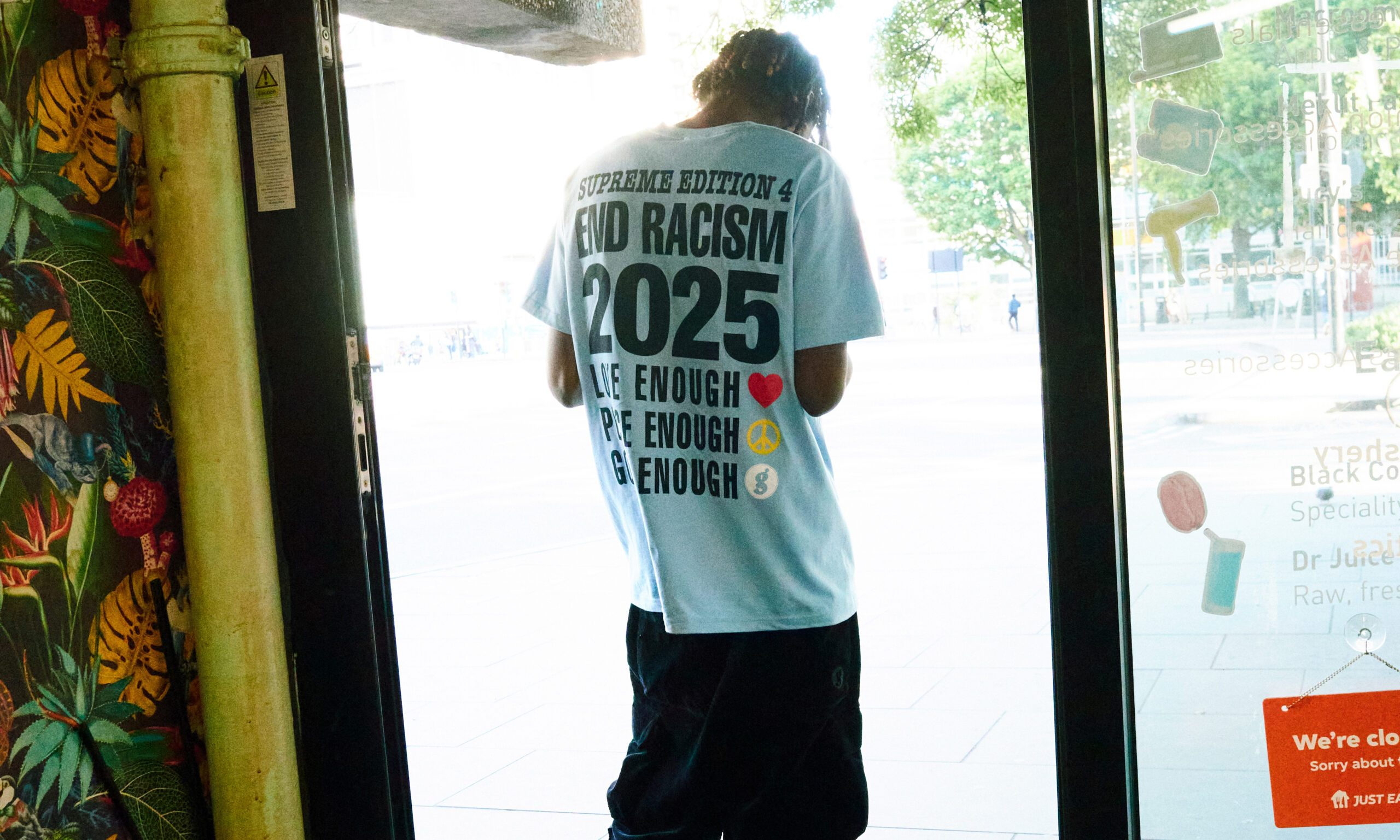 Supreme「重启 GOODENOUGH」，新玩家懵懂、老玩家动容…