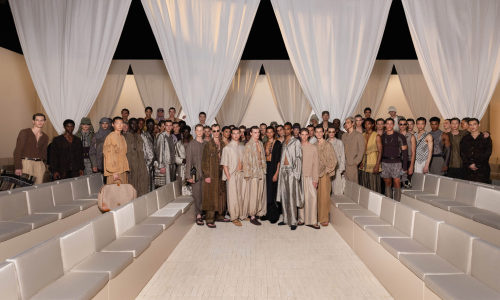Emporio Armani 呈现 2026 春夏男士系列时装秀