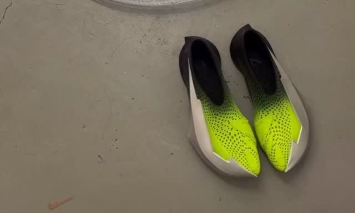 抢先预览 ALIVEFORM x ACRONYM 合作鞋款