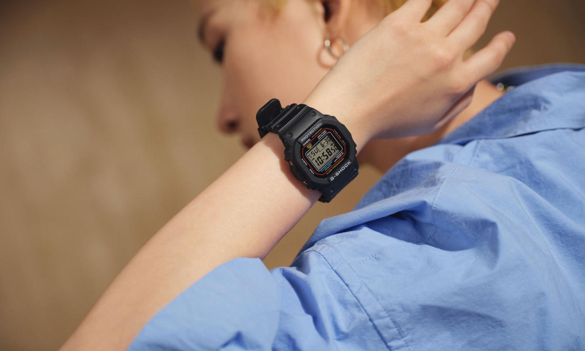 反正「摔不坏」的 G-SHOCK 是潮流产物，也是松弛感代表