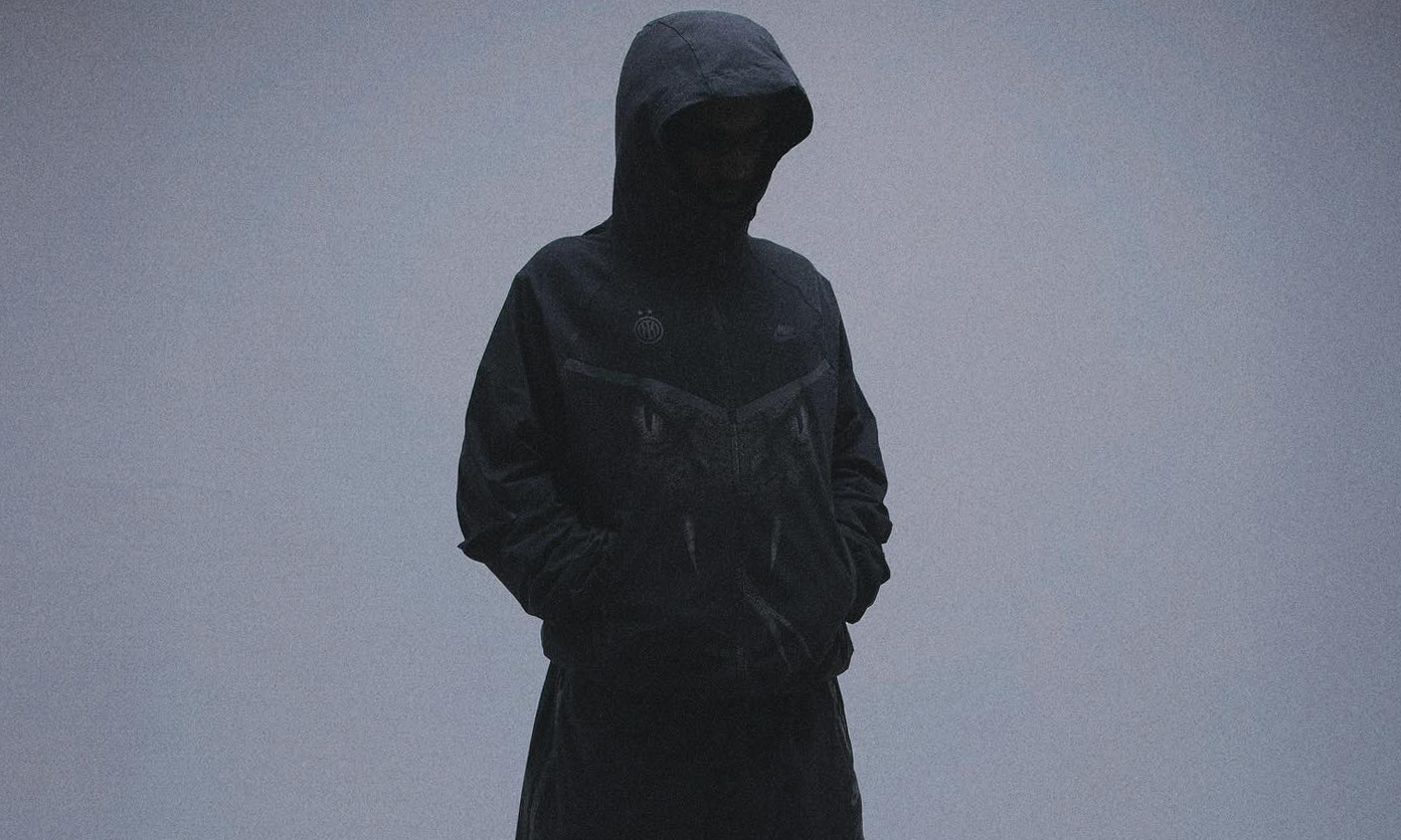 Nike 携手 ONE BLOCK DOWN 为国际米兰打造联名夹克