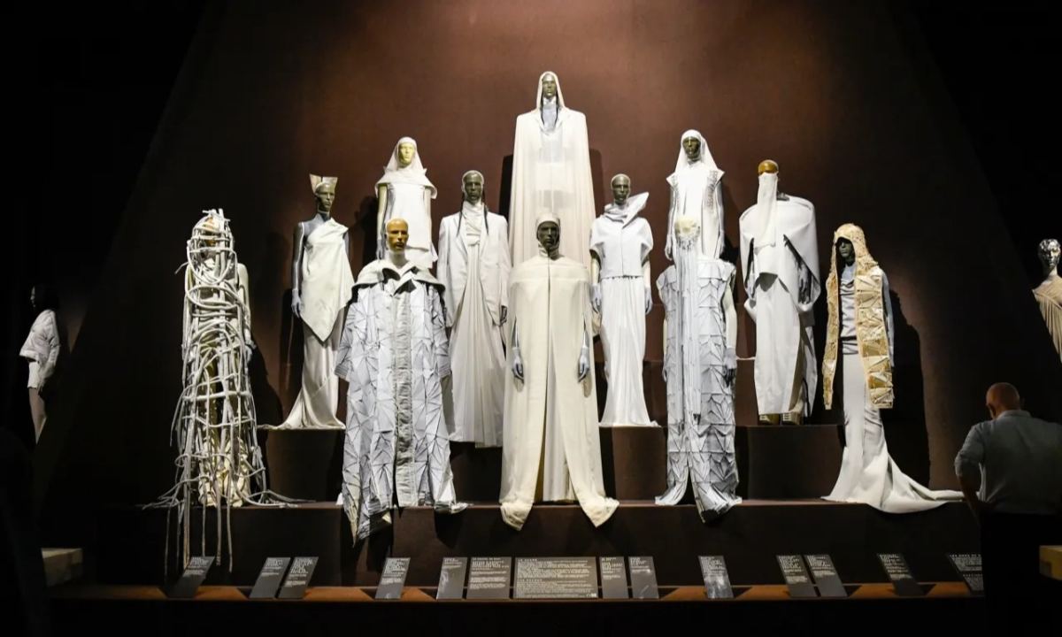 Rick Owens 个人回顾展「Temple of Love」现已揭幕