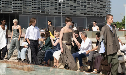 前 LOEWE 设计师 Niccolò Pasqualetti 推出首个男装系列