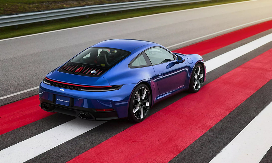 Porsche 发布限量版 911 Carrera T Club Coupe