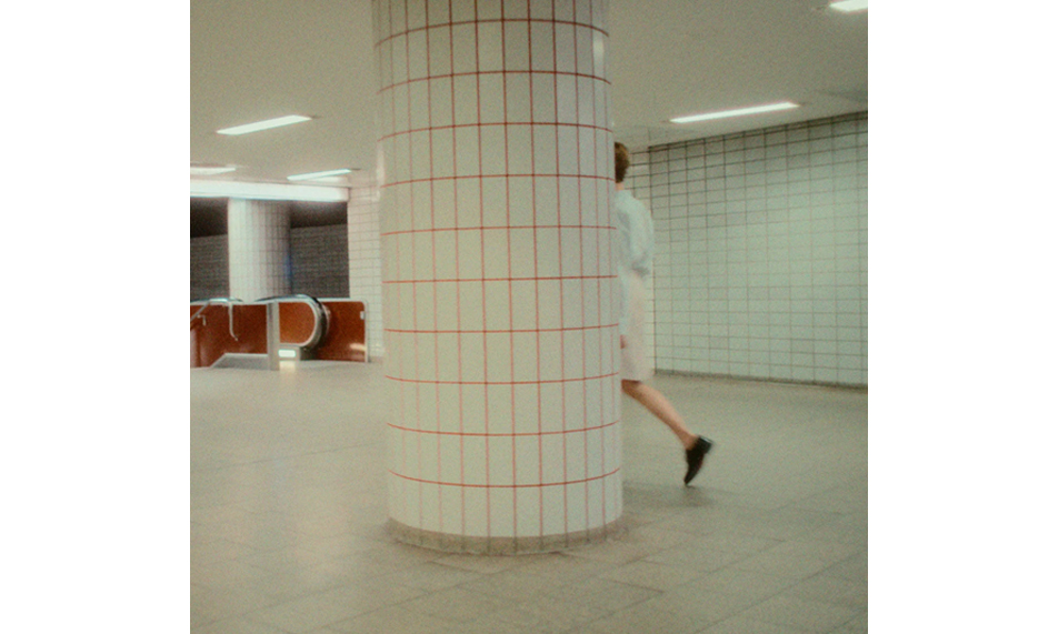 JIL SANDER 发布《WANDERLUST》品牌音乐录影带