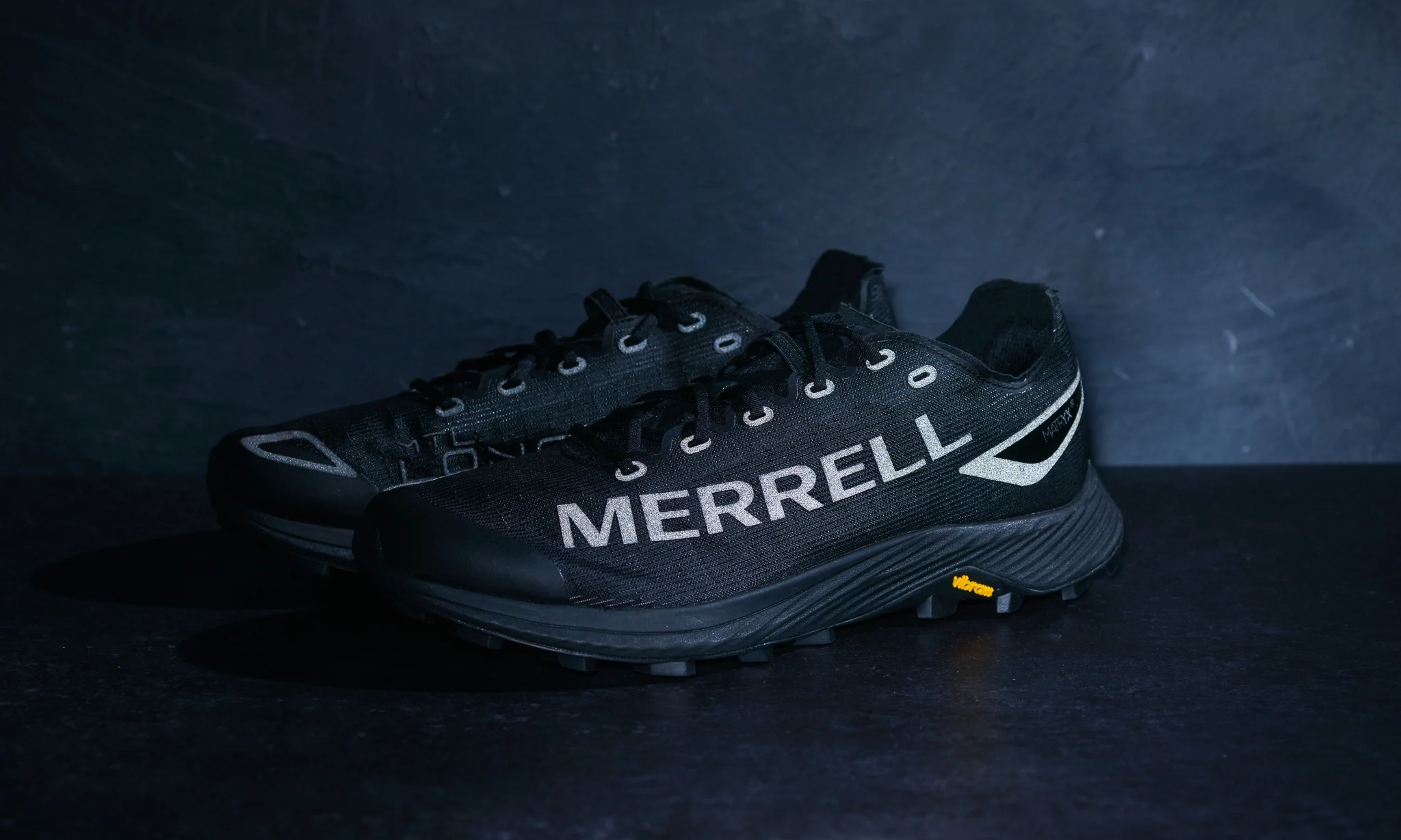 Snow Peak 与 MERRELL 合作推出「MTL LONG SKY 2 MATRYX® SP」越野跑鞋