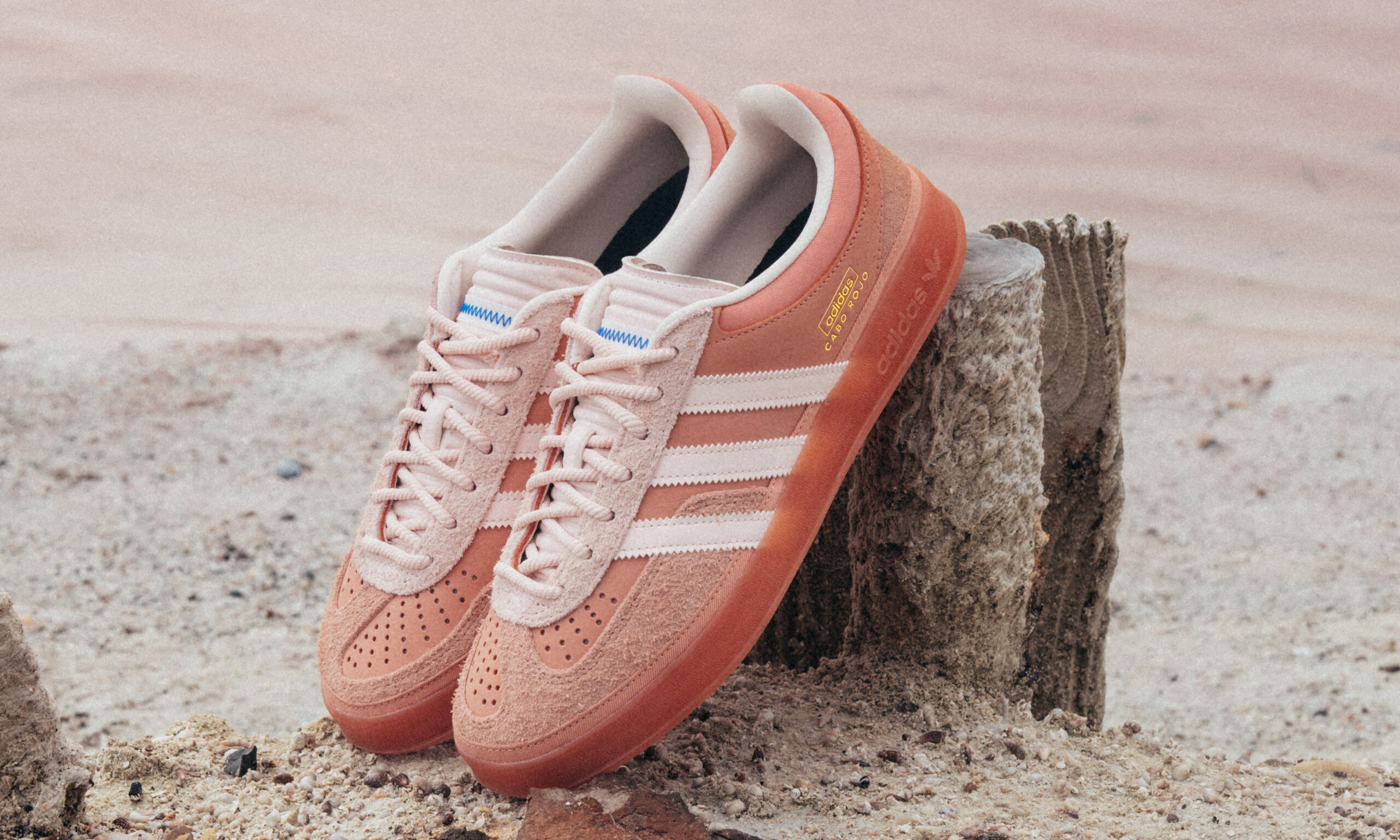 致敬波多黎各自然风貌，adidas Originals 携手 Bad Bunny 推出 Gazelle Cabo Rojo