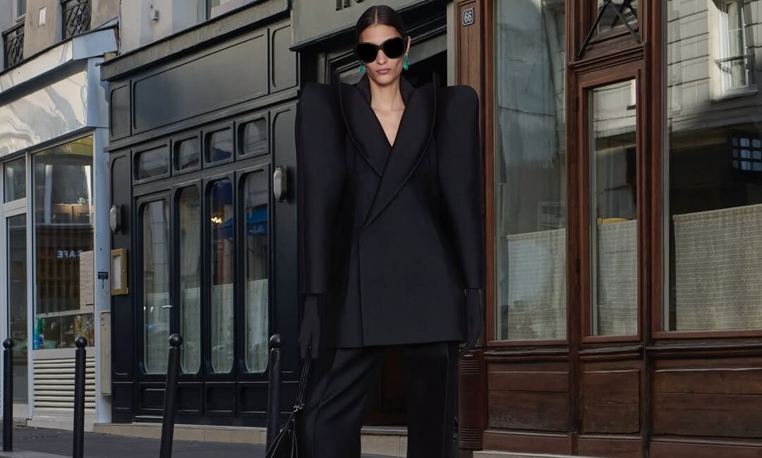 BALENCIAGA 发布 2025 秋冬高定系列
