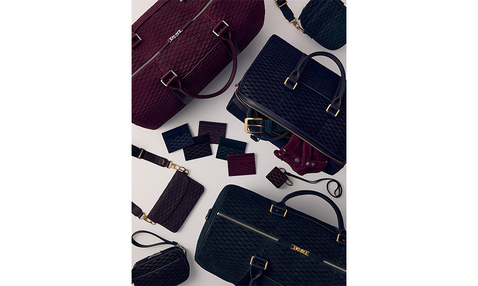 KITH 推出全新绒面革 Monogram 配饰系列
