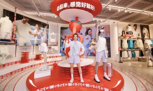 lululemon 品牌大使贾玲空降「夏日乐挑战」上海站