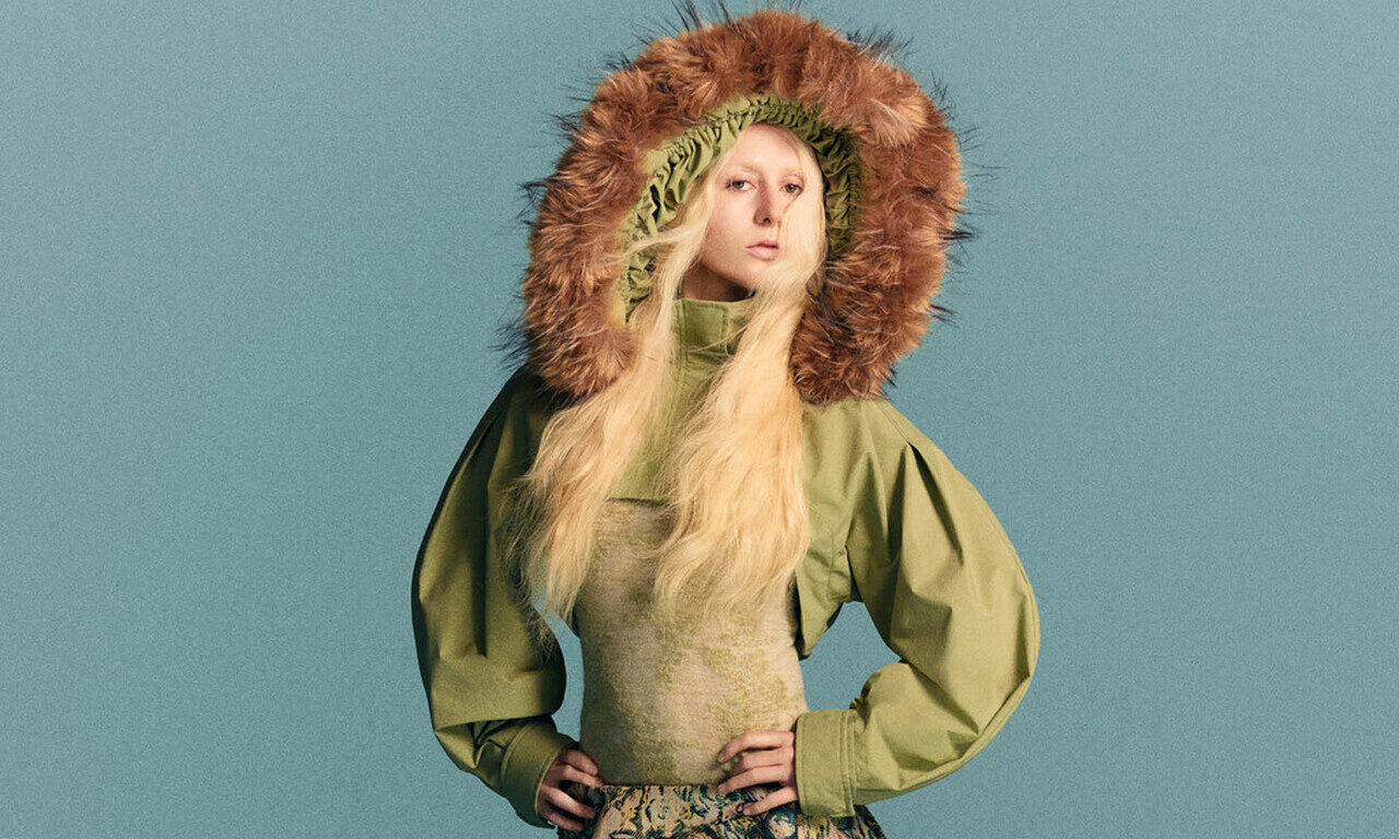 GANNI 发布 2025 秋冬系列大片