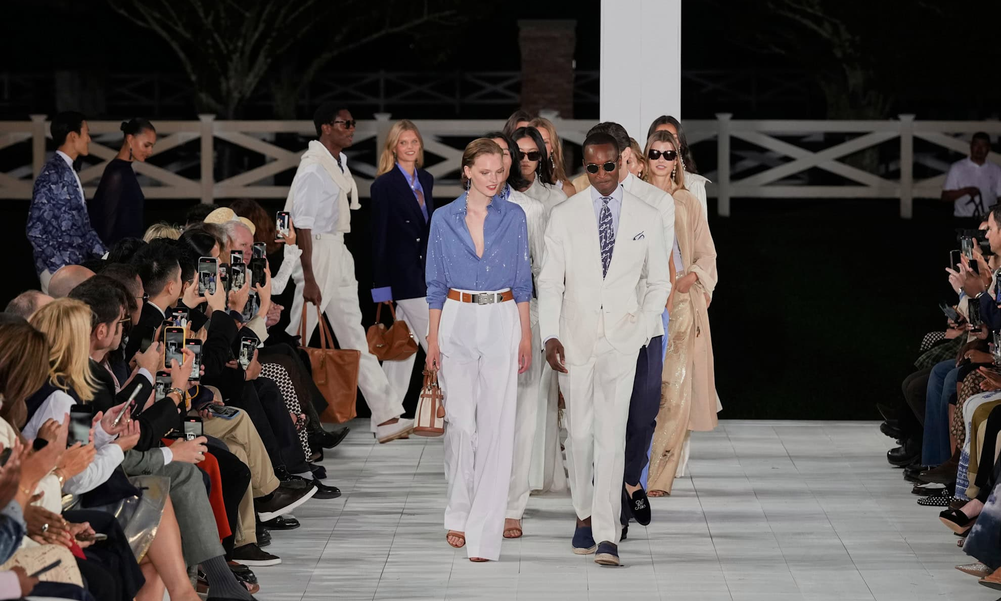 Ralph Lauren 表现强劲，净收入增长 30.7%
