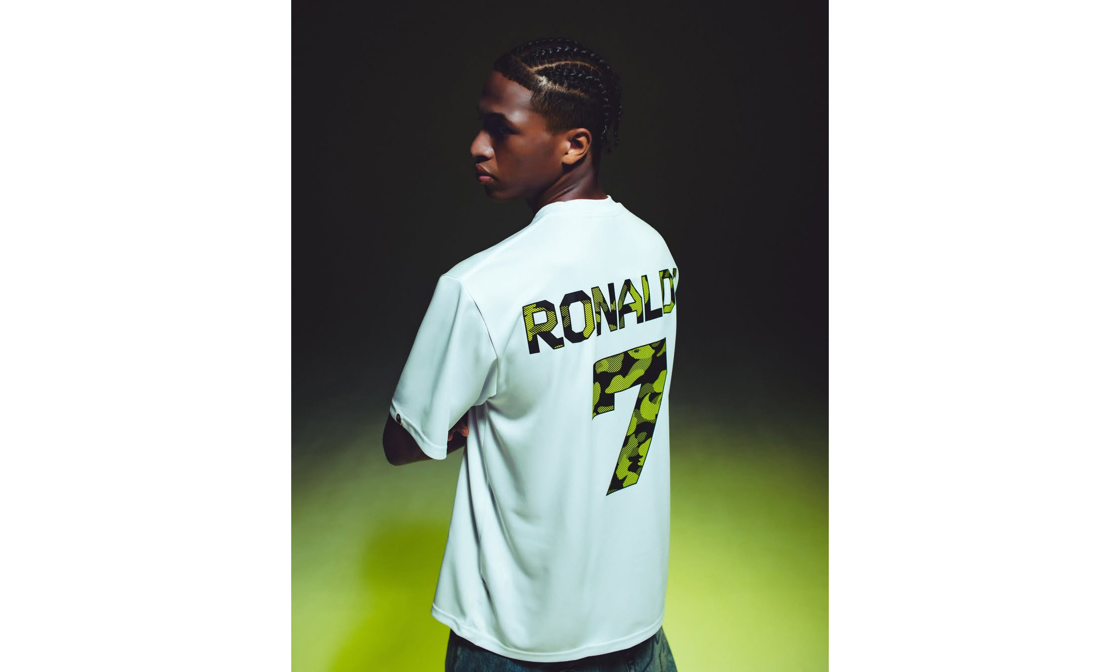 致敬 C 罗，BAPE® 携手 CR7® LIFE 推出限定联名系列