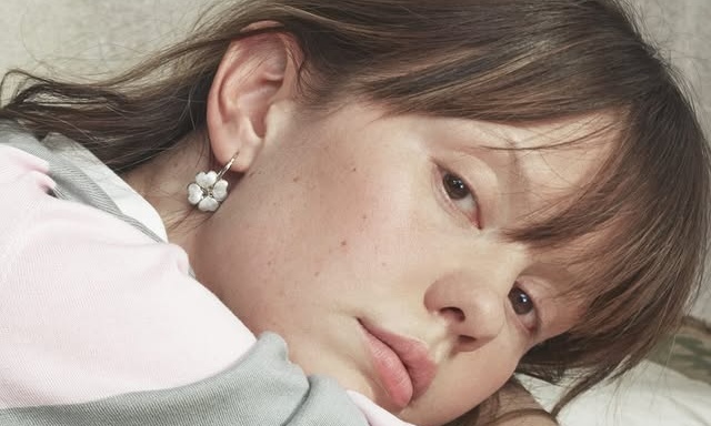 DIOR 官宣 Mia Goth 为最新品牌大使
