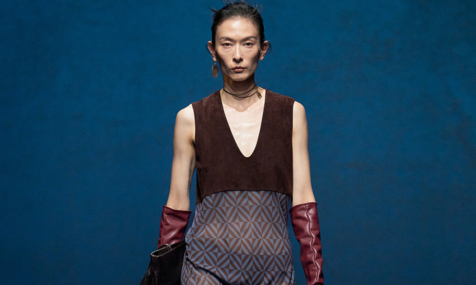 HIDEMI 发布 2025 秋冬系列「凝视」