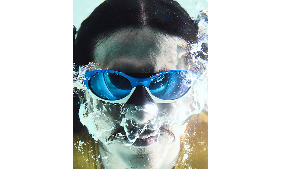 UNDEFEATED x Oakley 首款联名眼镜「Plantaris」推出