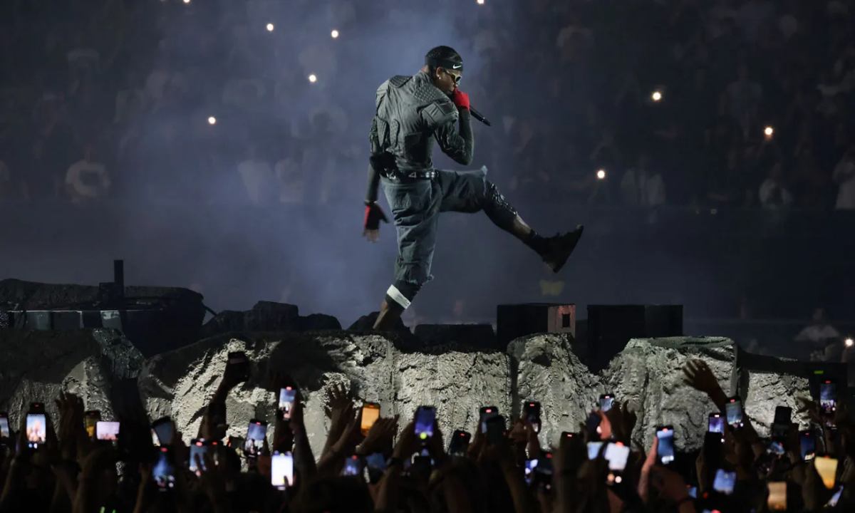 Travis Scott 首尔演出周边打破销售记录