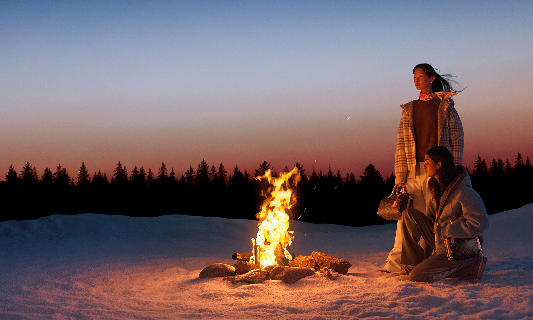 LOUIS VUITTON 发布 2025 假日系列大片