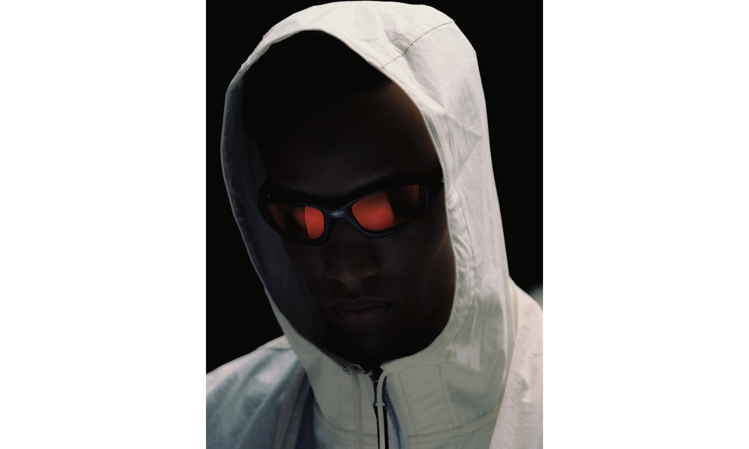 Oakley 携手 Guadalupe 推出 2025 秋冬联名系列