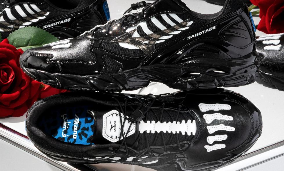MIZUNO 首次与球鞋艺术家 Mr. Sabotage 推出合作