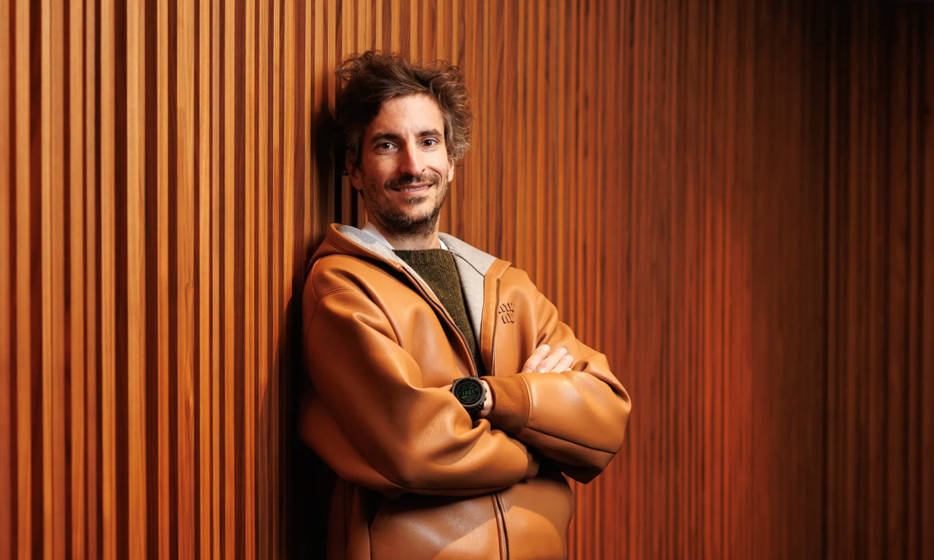 PRADA 继承人 Lorenzo Bertelli 将接管 Versace